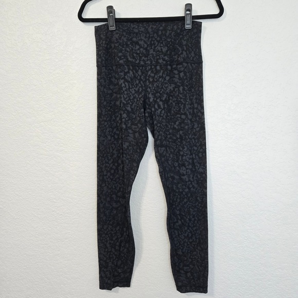 Lululemon 8 Align Pant II 25" Wild Thing Camo Deep Coal Multi - Picture 1 of 5